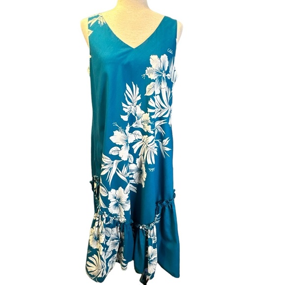 Royal Creations Hawaiian Dress Blue White Hibucus‎ Sleeveless Ruffle Hem Medium - Picture 1 of 14